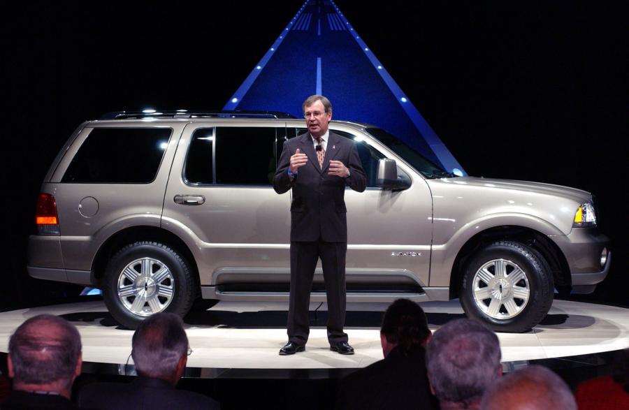  Lincoln Navigator 2003 года  (фото 13 из 59)